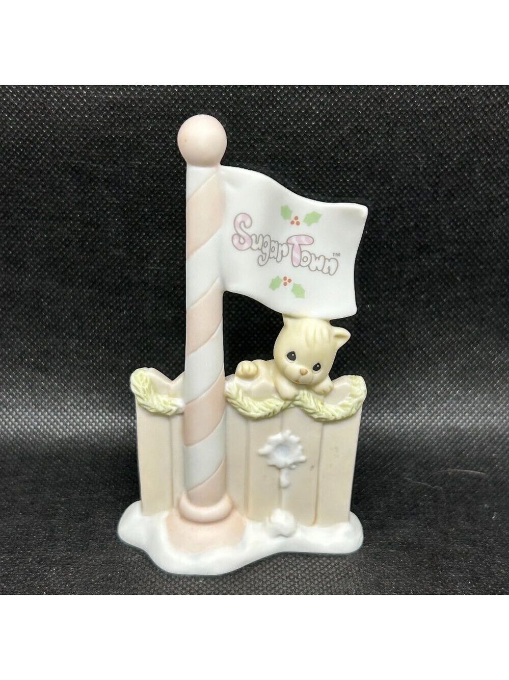 Precious Moments  Sugar Town "Flag pole" figurine